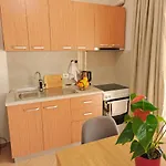 2br Near Big Terrace Free Parking * Golem (Tirana)