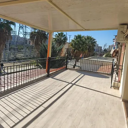 2br Near Big Terrace Free Parking *