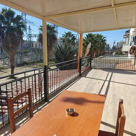 2br Near Big Terrace Free Parking *