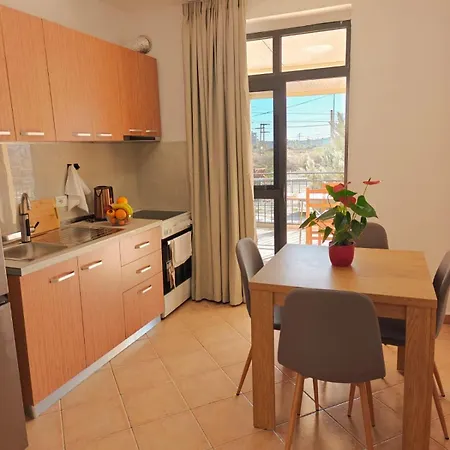 2br Near Big Terrace Free Parking *