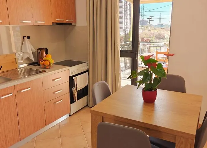 Lägenhet Comfort Golem (Tirana)